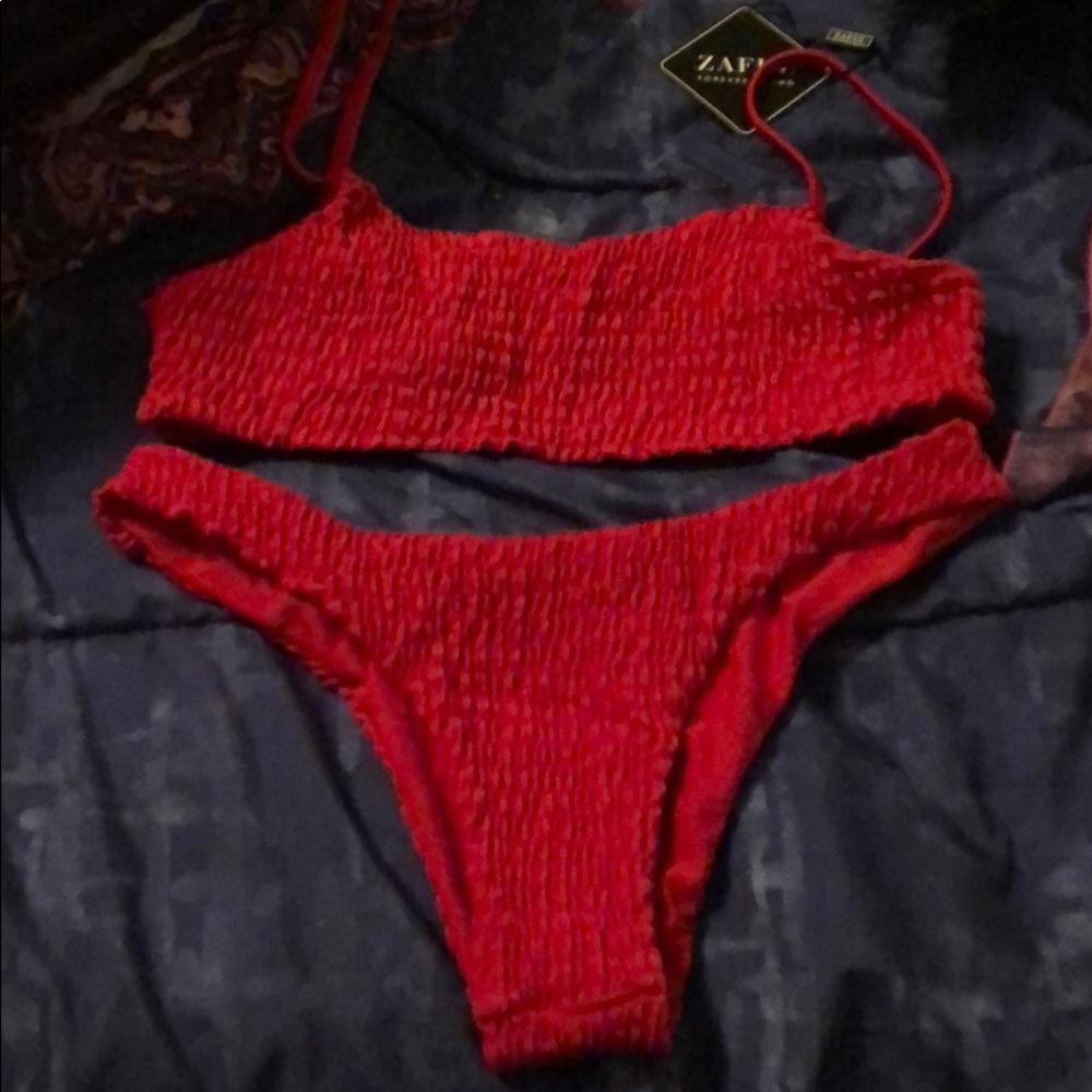 Bathing suit - Picture 4 of 4